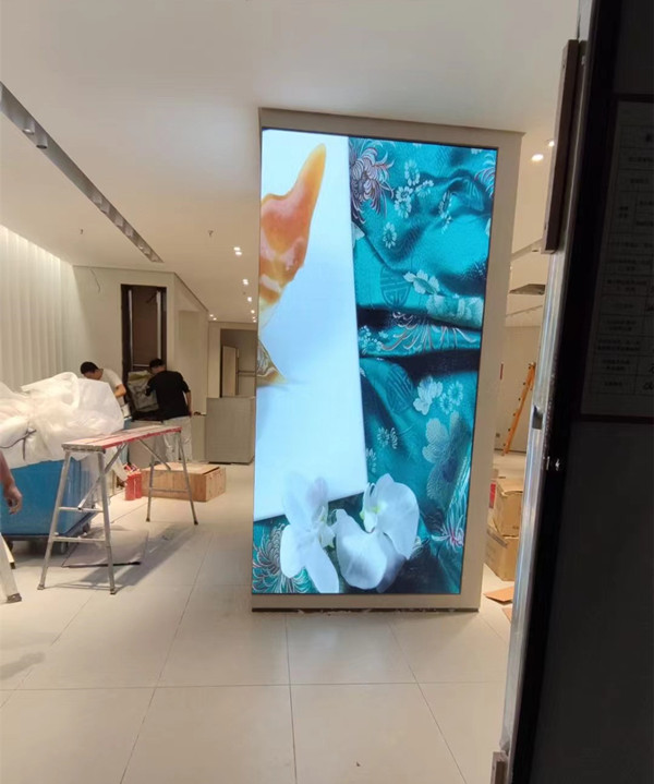 普格商场门店转角LED显示屏